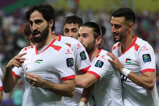 Asian Football Cup Palestine beat Hong Kong 0-3 to reach the knockout stage