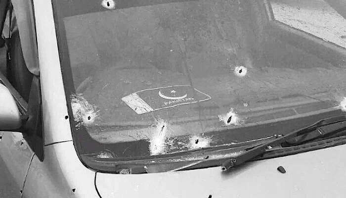 Firing on a vehicle in Rawalpindi, 3 people including a girl were killed