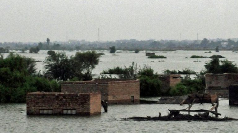 Balochistan 20 houses collapsed due to heavy rain in Naseerabad