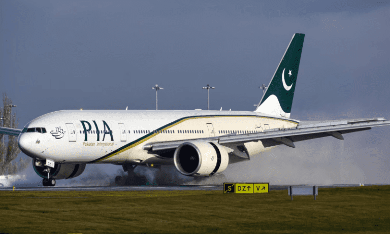 PIA has banned in-flight photography and video making