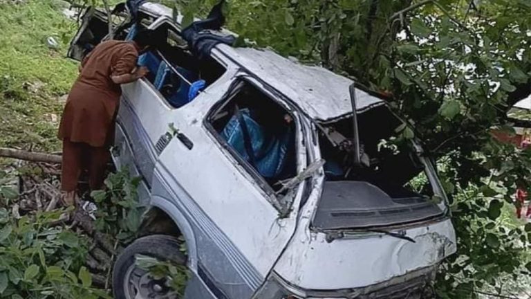 Rawalpindi Car accident, 7 people injured