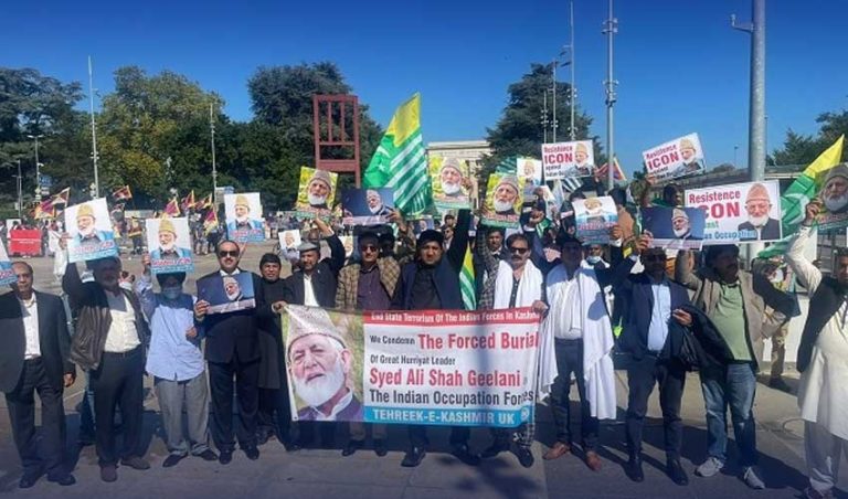 Geneva; Kashmiris protest against India outside the United Nations office