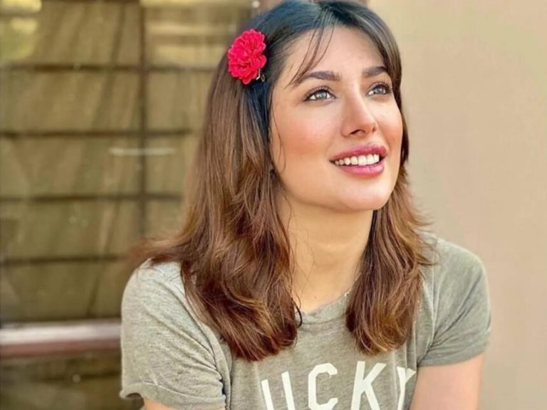 Mehwish Hayat's return to dramas after 8 years