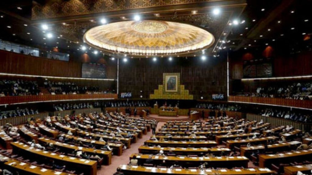 Constitutional amendment, the meeting of the National Assembly was called on October 18