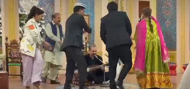 جرمن میڈیا گروپ ڈی ڈبلیو کے بین الاقوامی وفد کا خیبر نیٹ ورک اسلام آباد کے ہیڈ آفس کا دورہ An international delegation from German media group DW visited Khyber Network Islamabad head office.