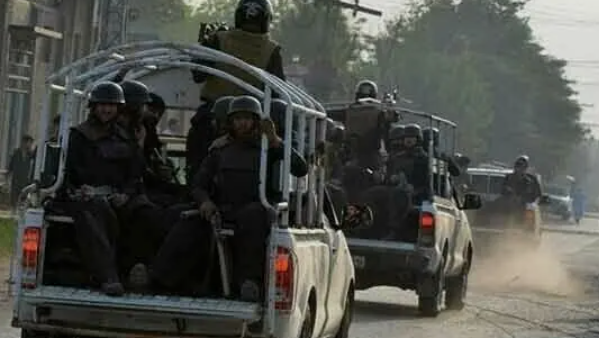 خیبرپختونخوا میں سیکیورٹی فورسز کی کارروائیاں جاری، مزید 13 دہشتگرد ہلاک Security forces continue operations in Khyber Pakhtunkhwa, 13 more terrorists killed