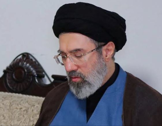 ایرانی سپریم لیڈر کے انتخاب سے متعلق متضاد دعوے، اسرائیلی اور ایرانی میڈیا کی مختلف رپورٹس Israeli media claims Mujtaba Khamenei appointed as Iran's new supreme leader