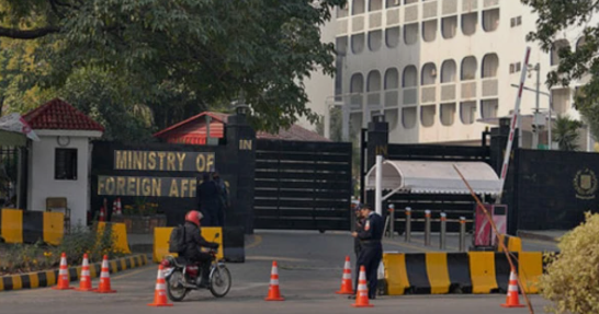 پاکستان نے ایران اور امریکہ کے درمیان ثالثی سے متعلق جھوٹی خبروں کی تردید کردی Pakistan denies false reports of mediation between Iran and US