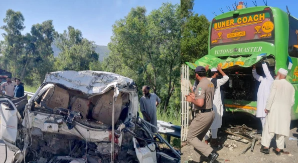 سوات ایکسپریس وے پر خوفناک ٹریفک حادثہ، 17 افراد جاں بحق، 7 زخمی Horrific traffic accident on Swat Expressway, 17 people killed, 7 injured