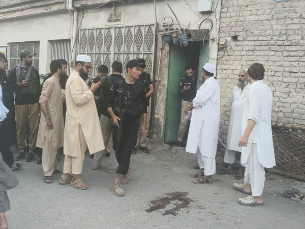 پشاور میں دستی بم دھماکہ: 1 بچی جاں بحق، دو بچے زخمی