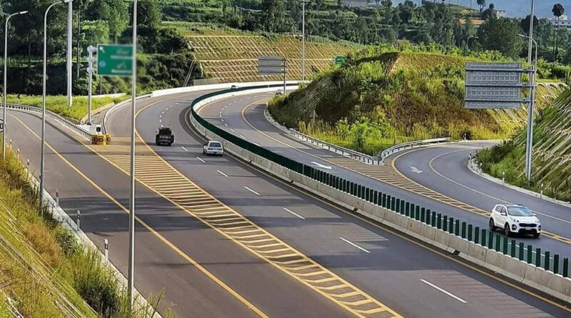 پنجاب میں صرف 75 دنوں کے دوران 1795 کلومیٹر طویل روڈ نیٹ ورک مکمل