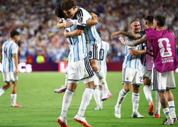 انگلینڈ اور ارجنٹینا کی شاندار فتوحات، فیفا ورلڈ کپ کے سیمی فائنل میں جگہ بنا لی England and Argentina reach FIFA world cup semi-finals after quarter-final victories