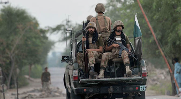 جنوبی وزیرستان، بنوں اور خضدار میں انٹیلی جنس بیسڈ آپریشنز ، 11 دہشتگرد مارے گئے Security Forces kill 11 militants in operations across KP and Balochistan
