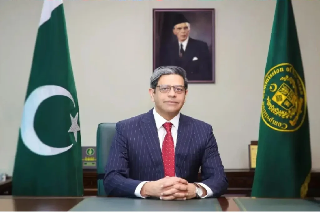 انشورنس سیکٹر کی ڈیجیٹلائزیشن ناگزیر ہے، چیئرمین ایس ای سی پی ڈاکٹر کبیر احمد سدھو