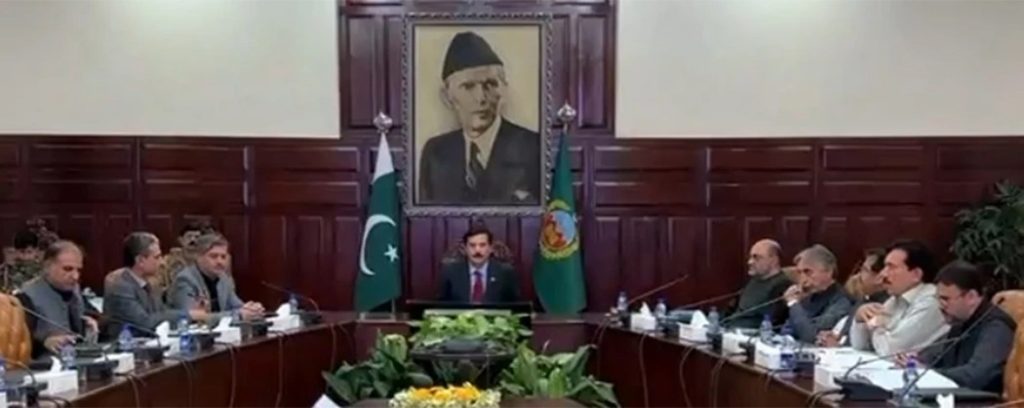 دیر کالونی سکول حادثہ: گورنرخیبرپختونخوا فیصل کریم کنڈی کی زیر صدارت اہم اجلاس